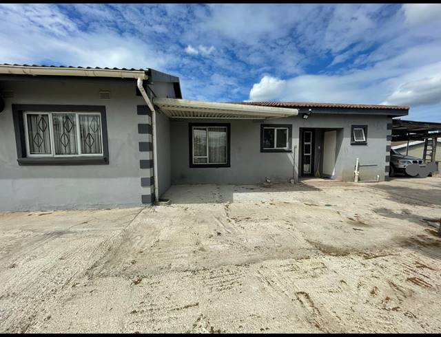 3 BEDROOM HOUSE SOLD IN MOTALABAD